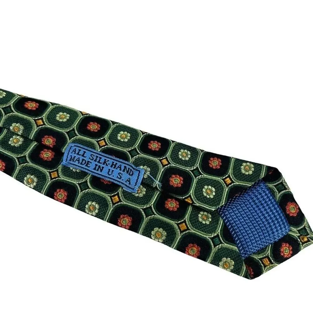 JZ Boulder Jim Herron Mens Green Floral All Silk Hand Made Necktie Neck Tie 3.5